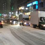 【画像】大雪に見舞われた首都圏！　基本知識不足でのクルマのトラブル多数 〜 画像2