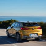 【画像】【試乗】手頃なサイズにパワフルエンジン！　BMW X2は日本にハマるSAV 〜 画像49