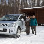 【画像】三菱デリカD:5オーナー限定！　雪山で走って遊べるクルマの学校の非日常感が面白すぎる 〜 画像4