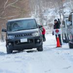 【画像】三菱デリカD:5オーナー限定！　雪山で走って遊べるクルマの学校の非日常感が面白すぎる 〜 画像63