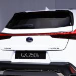 【画像】【ムービー】大ヒット間違いなし！　レクサスの小型SUV「UX」のディテールをチェック 〜 画像2