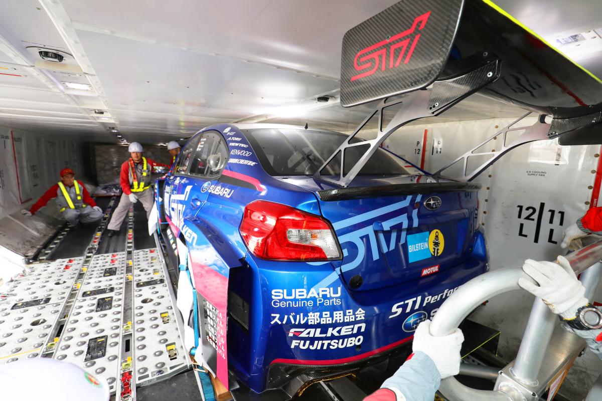 スバルWRX　飛行機 〜 画像6