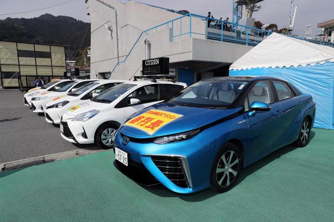 今年の審判長車はトヨタMIRAI！　第73回びわ湖毎日マラソン大会をサポートするクルマたち