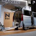 【画像】【ムービー】ホンダN-BOXにスロープ仕様が登場！　作業が簡略化されて実用性アップ 〜 画像2