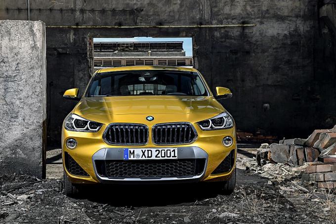 BMW X2