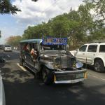 【画像】日本でリタイヤしたトラックが現役！　左ハンドルに変えてまでフィリピンで活躍する理由とは？ 〜 画像1