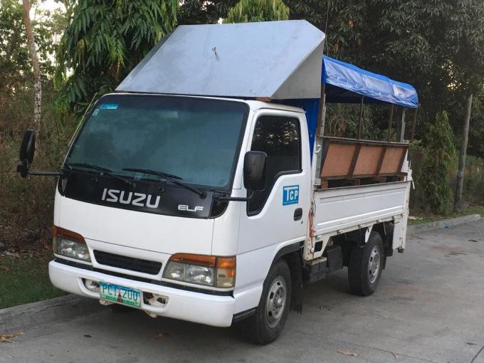 日本でリタイヤしたトラックが現役！　左ハンドルに変えてまでフィリピンで活躍する理由とは？