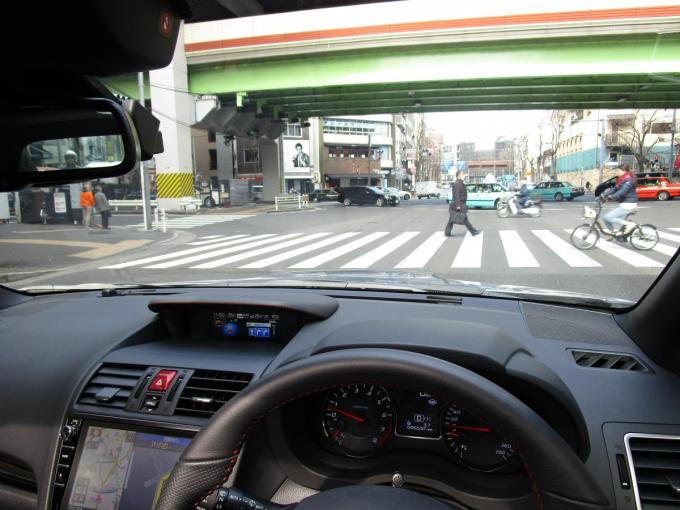 横断歩道ハシゴ型