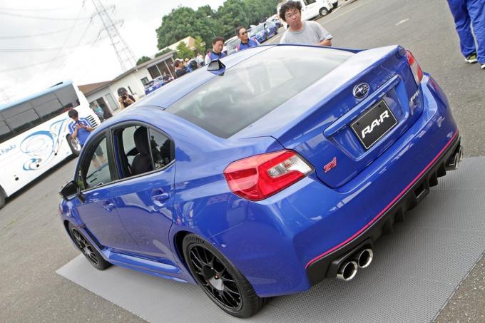 WRX STI TYPE RA-R