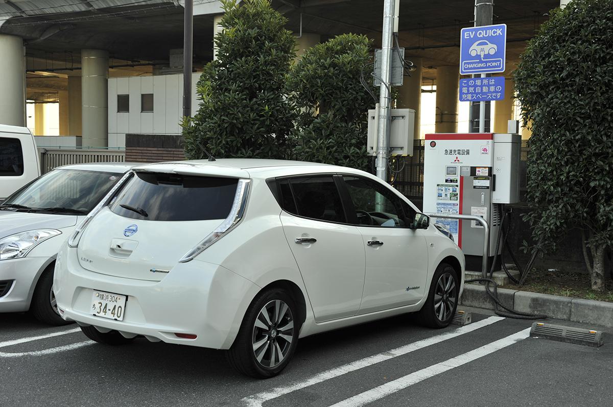 EVは200V充電が基本！ ガソリン車を基準にメディアが作り上げた「急速