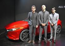 新世代マツダの第1弾！　LAオートショーで新型Mazda3（アクセラ）が登場