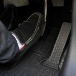 【画像】メーカーに直撃！　マツダが全車にオルガン式アクセルペダルを採用するワケ 〜 画像9