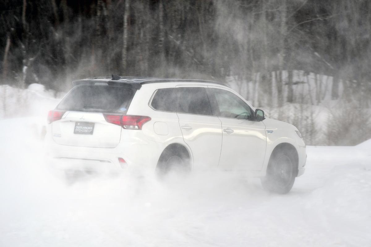 アウトランダーPHEV 〜 画像13