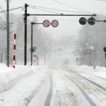 【画像】高性能スタッドレスで余裕をかますと大惨事に！　憶えておいて損はない雪道走行の落とし穴６選 〜 画像5