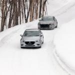 【画像】【試乗】マツダが雪上で見せた「不思議」な技術！　次期アクセラの走りは期待大 〜 画像24