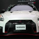 【画像】さらなる速さを求めた日産GT-Rの2020年モデル発表！　GT-RとフェアレディZの50周年を記念したレーシーすぎる限定車も 〜 画像63