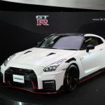 【画像】さらなる速さを求めた日産GT-Rの2020年モデル発表！　GT-RとフェアレディZの50周年を記念したレーシーすぎる限定車も 〜 画像11