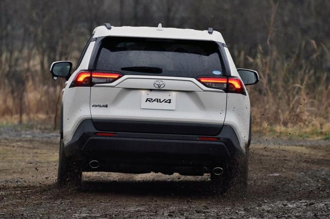 RAV4