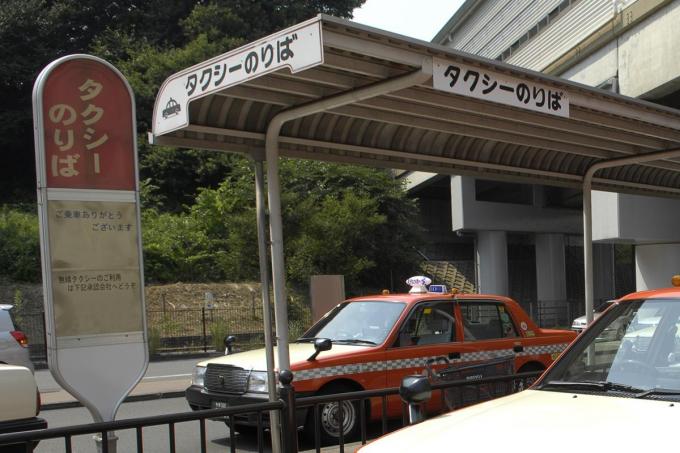 空車なのに乗せてくれない 停まりたくても停まれないタクシー停車事情 自動車情報 ニュース Web Cartop 2ページ目