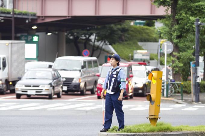 ベテランドライバーでも覚えていない いざという時に使える正しい 手信号 とは 自動車情報 ニュース Web Cartop