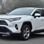 【画像】決まりかけたデザインを却下し再デザイン！　異例の決断を下した新型トヨタRAV4のデザインへのこだわり 〜 画像7