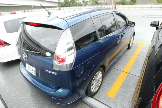 駐車場で見かける クルマの無断駐車は罰金 万円 の看板 法的拘束力はあるのか 自動車情報 ニュース Web Cartop 2ページ目