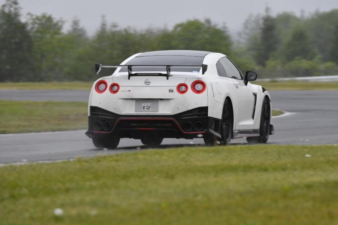 GT-R