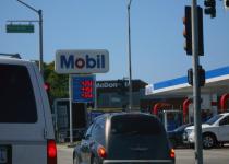 ガソリン価格が高騰もエコカーは人気出ず！　アメリカで大排気量ピックアップやSUVが売れるワケ