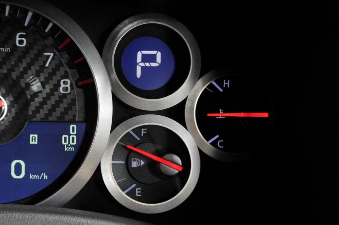 画像ギャラリー エンジンが暖まったあとはほぼ動かないクルマの水温計 なぜ警告灯にしないのか 画像7 自動車情報 ニュース Web Cartop