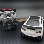 【画像】日産GT-R NISMO MY20を忠実に再現！　精巧なエンジンモデル＆ミニチュアカーセットの予約受注開始 〜 画像5