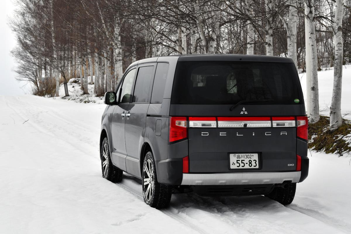 WEB CARTOP編集部の乾ひかりと篠田英里夏がヨコハマiceGUARD SUV G075の雪道性能を試す 〜 画像18