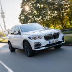 【画像】人気のBMW X5がエコなPHEVと走りを追求した高性能車という個性の異なる２モデルを追加 〜 画像15