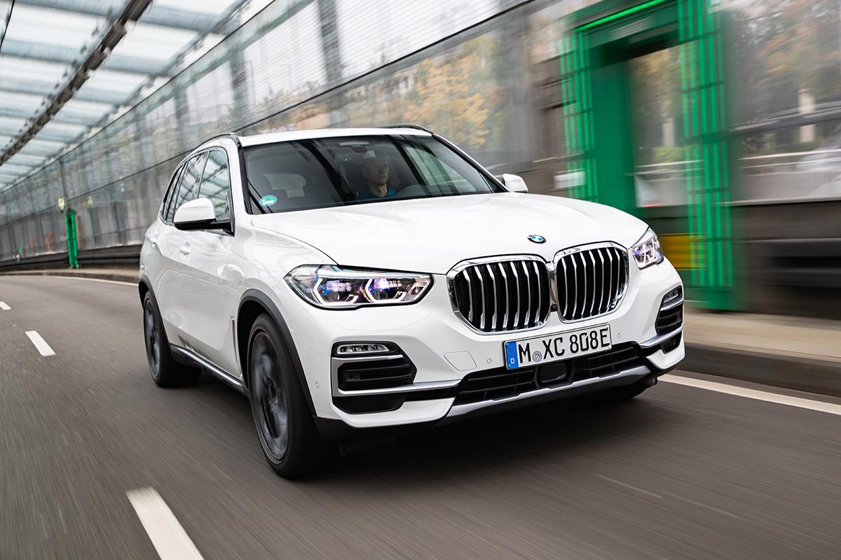 BMW X5にプラグインハイブリッドとM50iを追加 〜 画像23