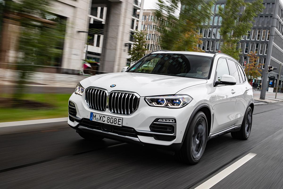 BMW X5にプラグインハイブリッドとM50iを追加 〜 画像30