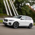 【画像】人気のBMW X5がエコなPHEVと走りを追求した高性能車という個性の異なる２モデルを追加 〜 画像35