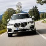 【画像】人気のBMW X5がエコなPHEVと走りを追求した高性能車という個性の異なる２モデルを追加 〜 画像39