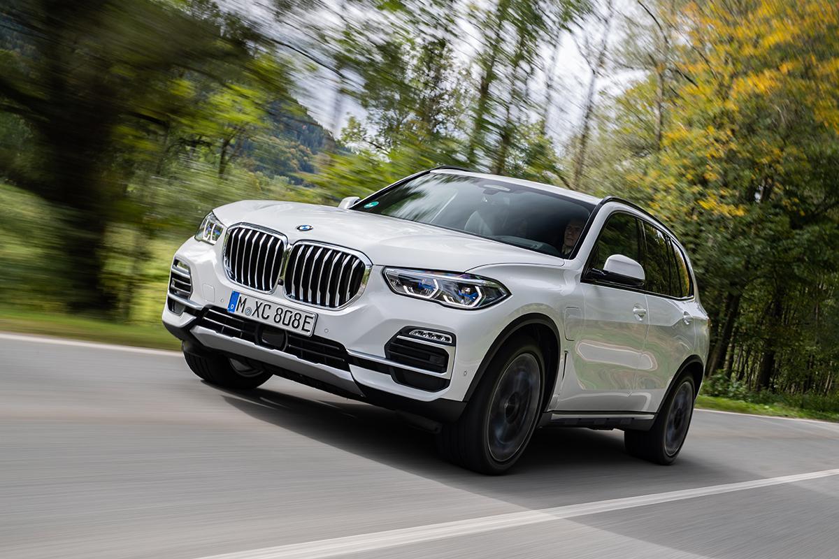 BMW X5にプラグインハイブリッドとM50iを追加 〜 画像40