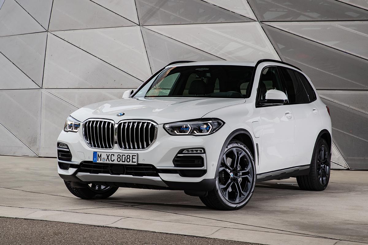 BMW X5にプラグインハイブリッドとM50iを追加 〜 画像55