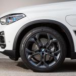 【画像】人気のBMW X5がエコなPHEVと走りを追求した高性能車という個性の異なる２モデルを追加 〜 画像81