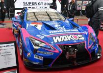 スーパーGTマシンが目の前でエンジン始動！　チャンピオンマシンそろい踏み【大阪オートメッセ2020】
