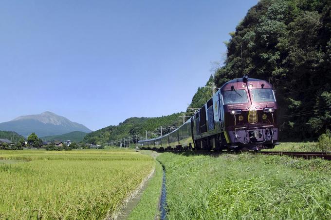 レクサスのななつ星旅