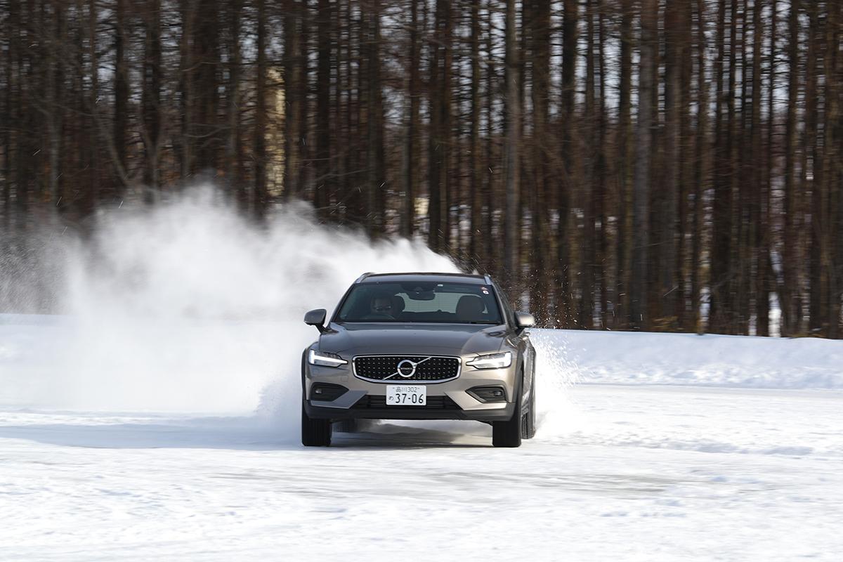 ボルボV60クロスカントリー雪上試乗 〜 画像24