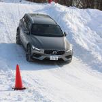 【画像】【試乗】北欧育ちのボルボV60クロスカントリーで雪上ドライブ！　絶対的安心感のなかにも走る楽しみがある 〜 画像39