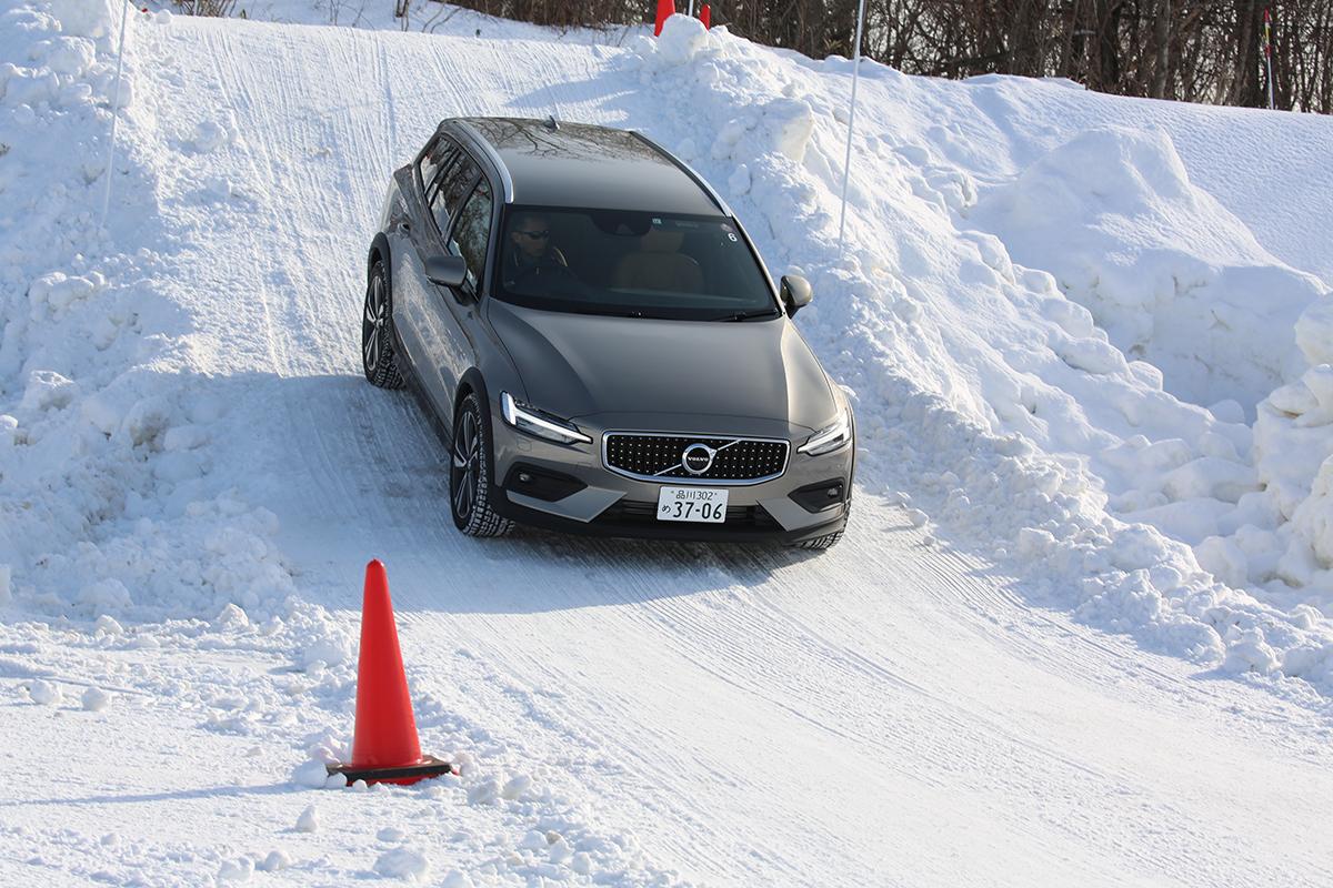 ボルボV60クロスカントリー雪上試乗 〜 画像39