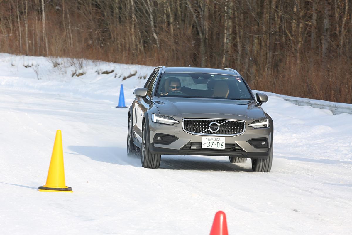 ボルボV60クロスカントリー雪上試乗 〜 画像44