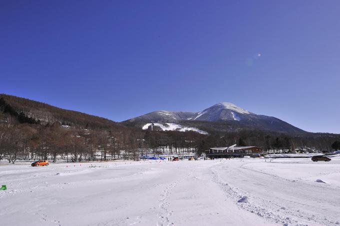 雪上や氷上を安全に走れる場所