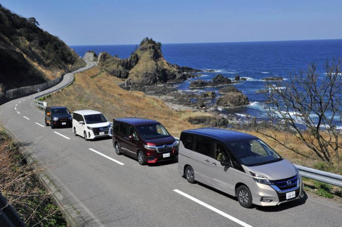 クルマの乗り味は何人乗車に合わせているのか