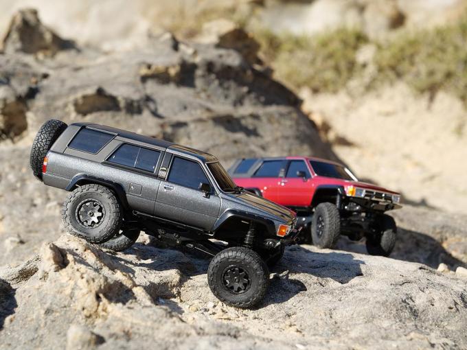 ミニッツ4x4 ハイラックス カスタム - ホビーラジコン