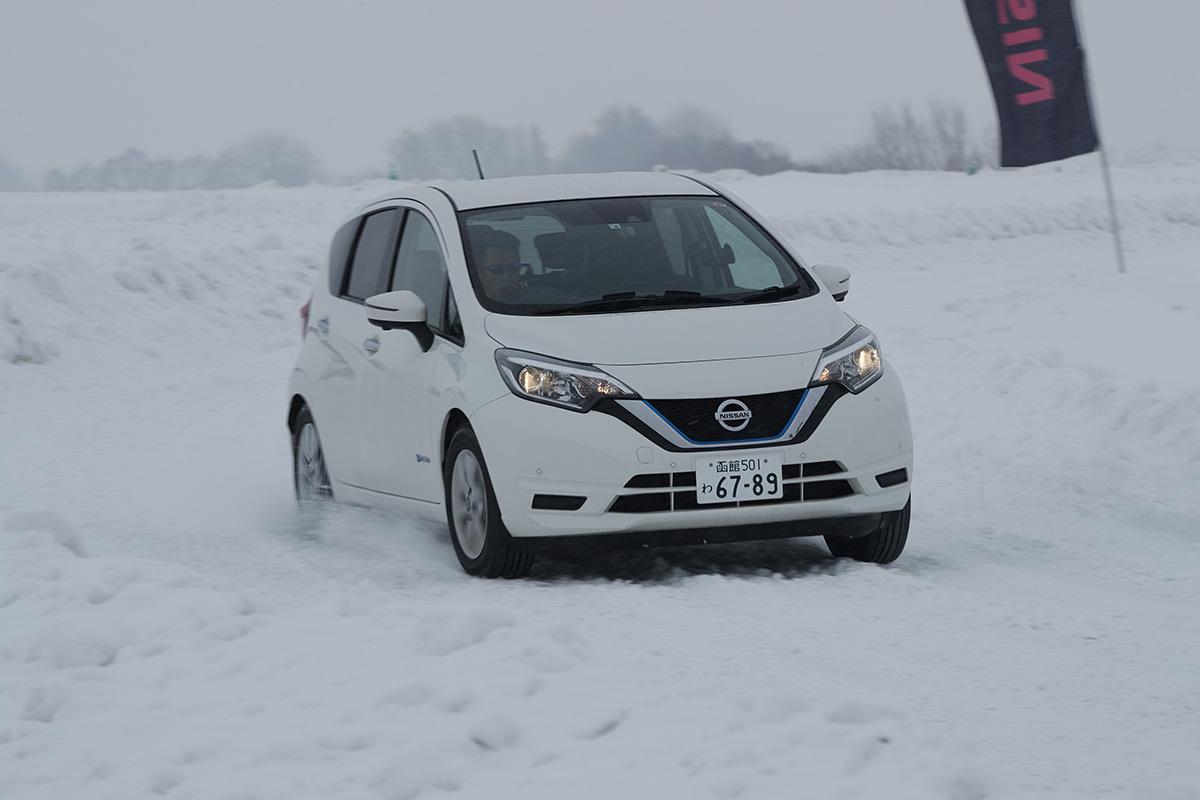 日産車の雪上試乗会 〜 画像1