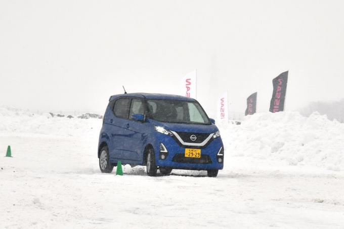 日産車の雪上試乗会